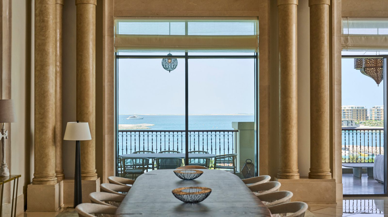 Four Seasons Resort Dubai at Jumeirah Beach interior
