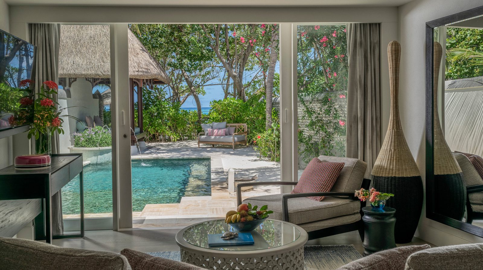 Four Seasons Resort Maldives at Kuda Huraa interior