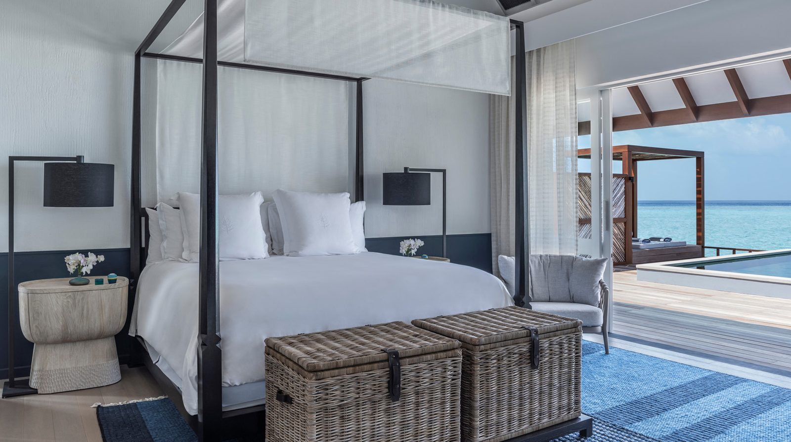 Four Seasons Resort Maldives at Landaa Giraavaru