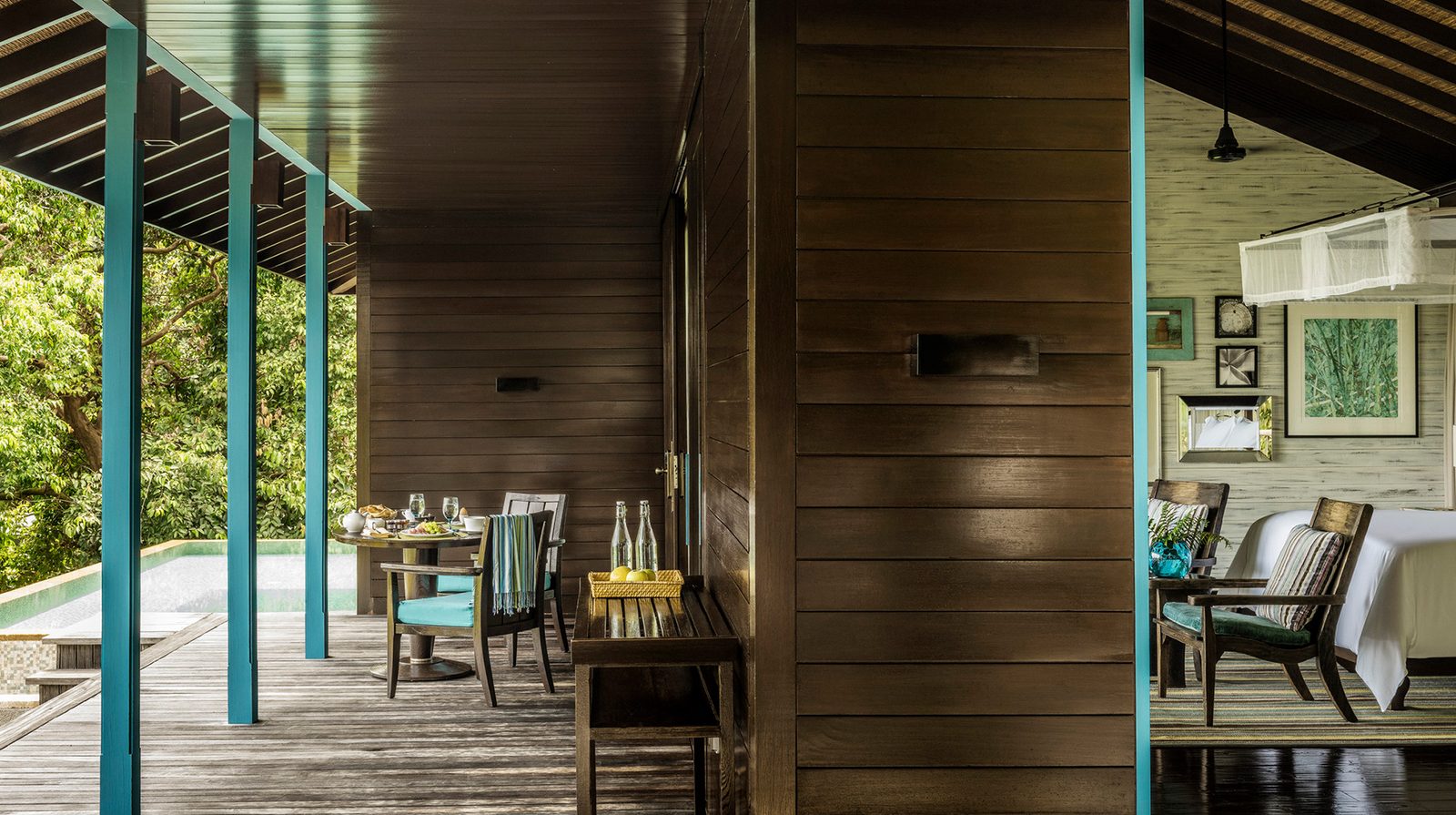 Four Seasons Resort Seychelles interior