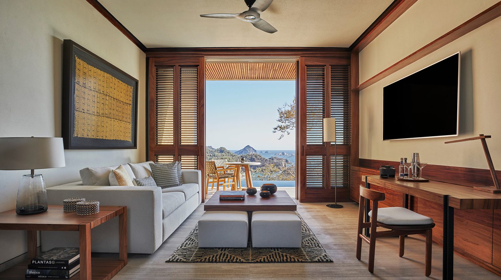 Four Seasons Tamarindo interior