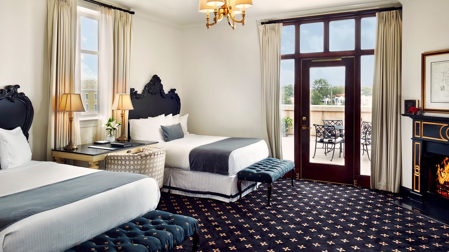 French Quarter Inn interior