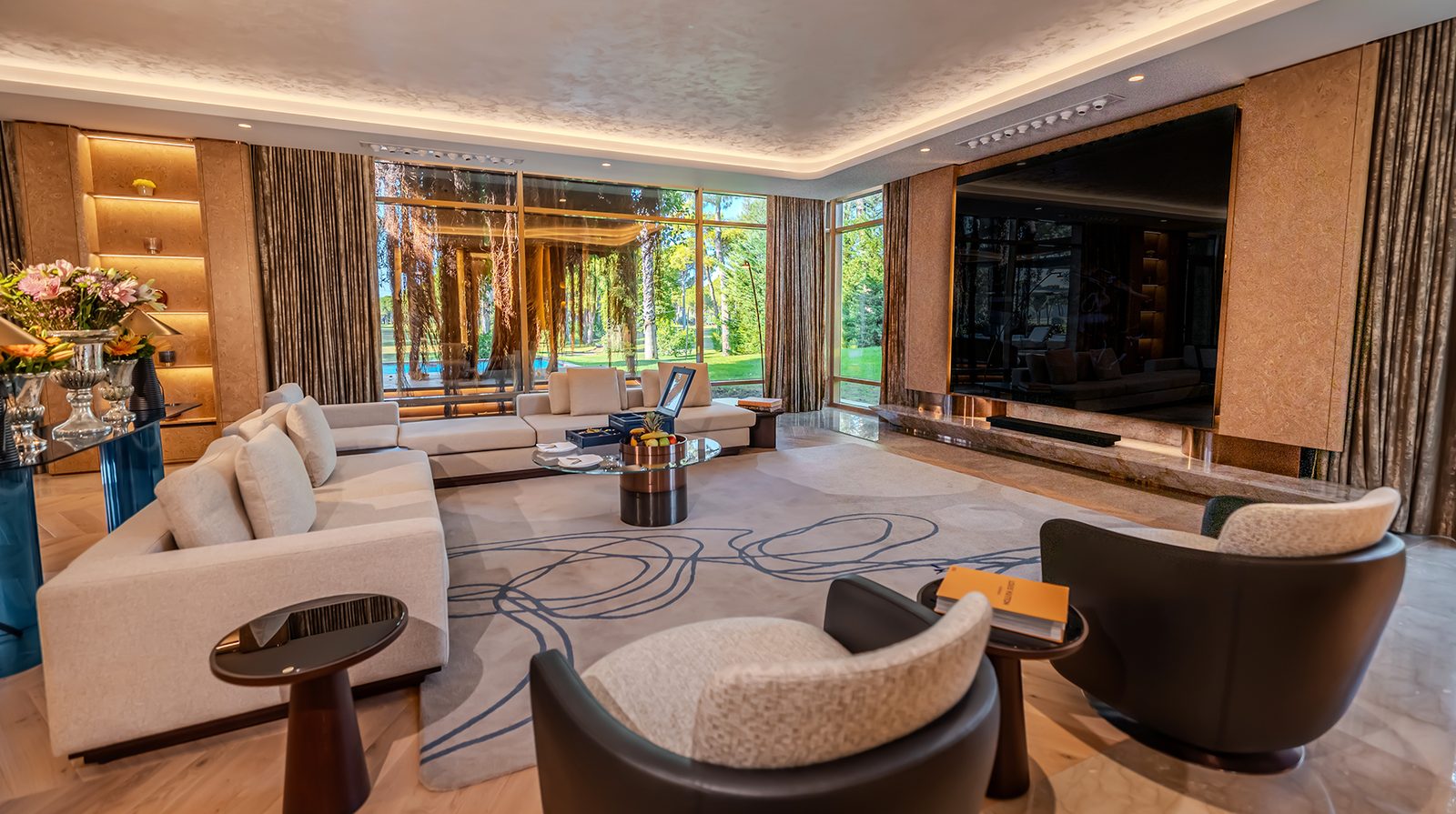 Gloria Serenity Resort interior