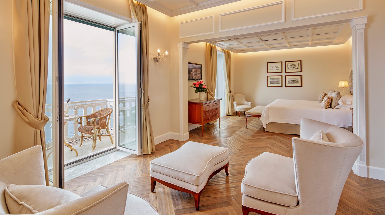 Grand Hotel Excelsior Vittoria interior