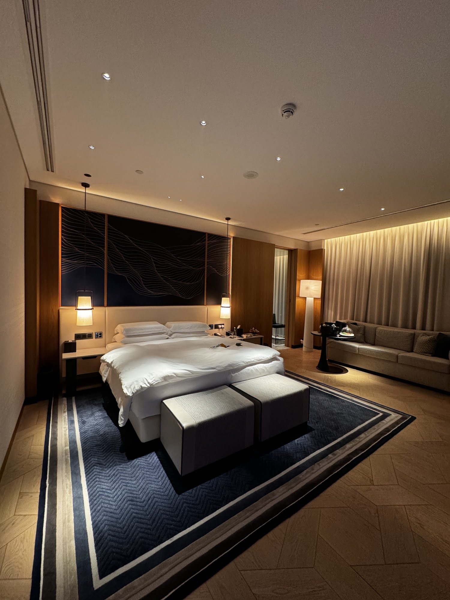 Grand Hyatt Kuwait interior