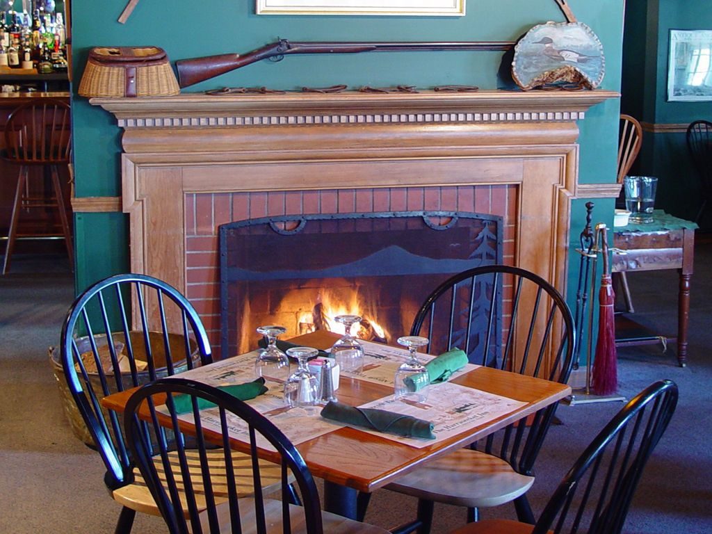 Harraseeket Inn interior