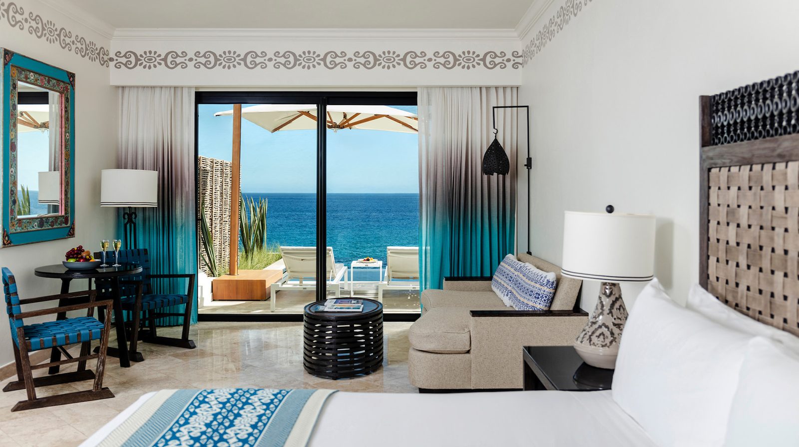 Hilton Los Cabos Beach & Golf Resort interior