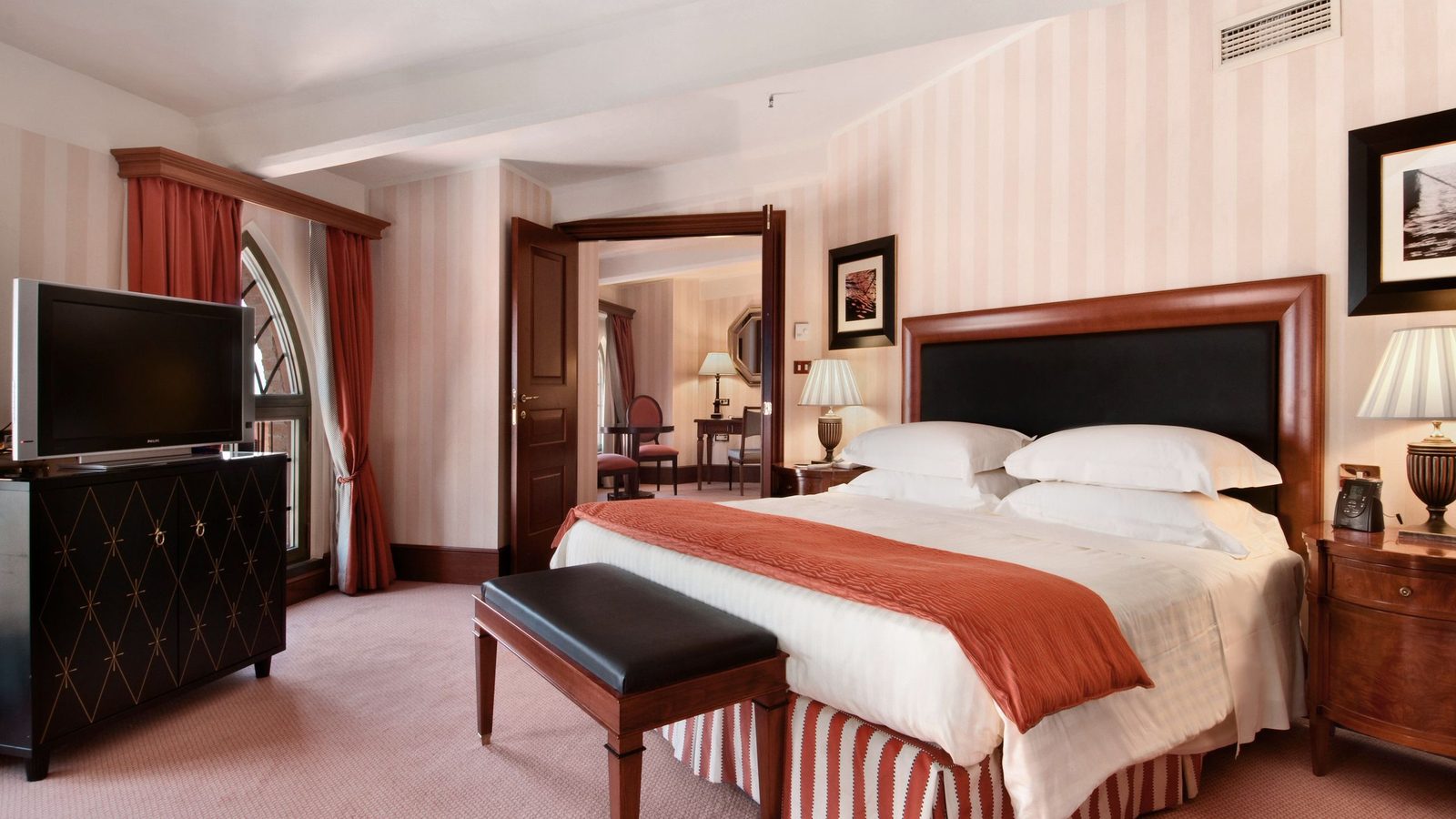 Hilton Molino Stucky Venice interior