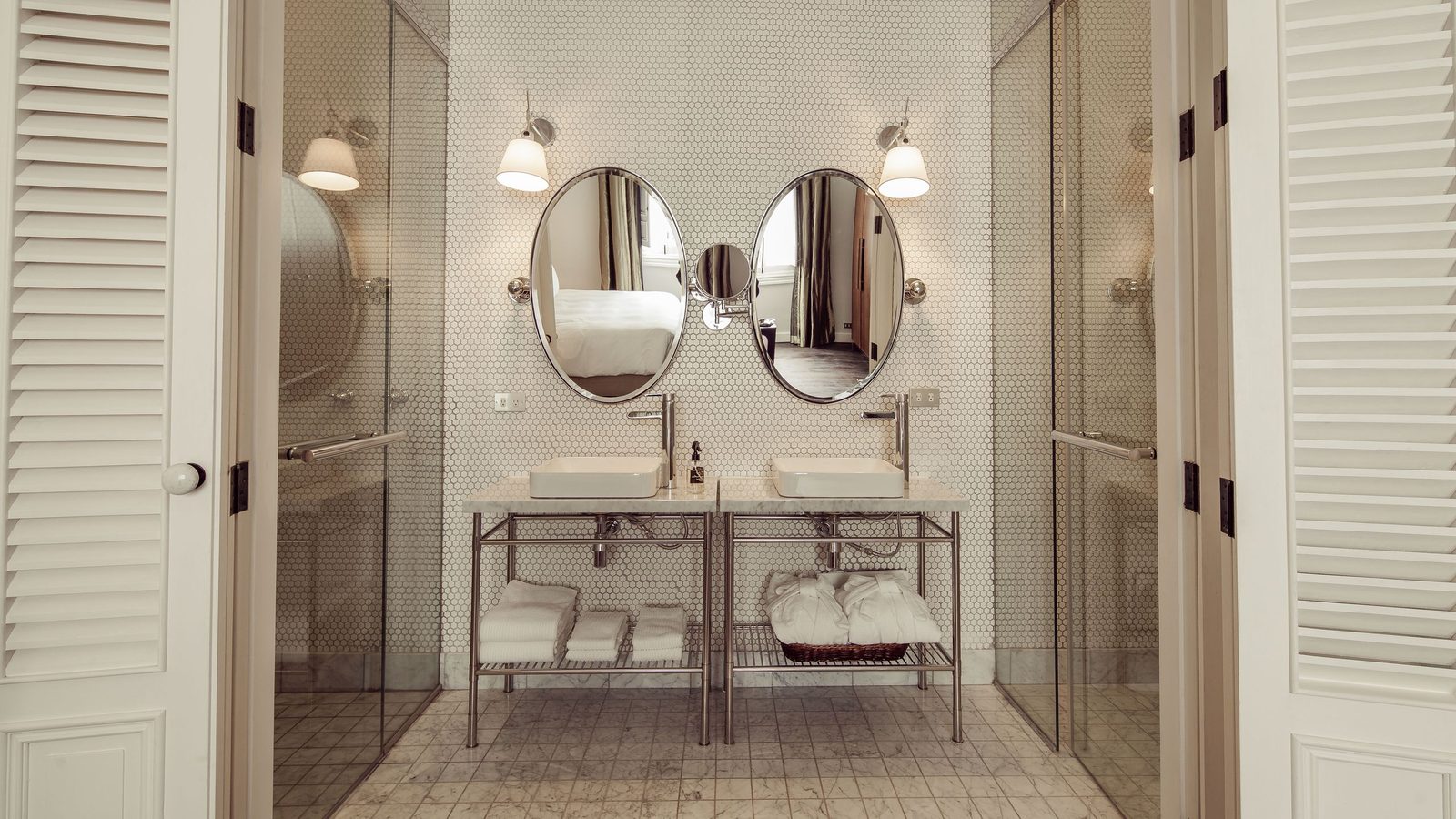 Hotel B interior