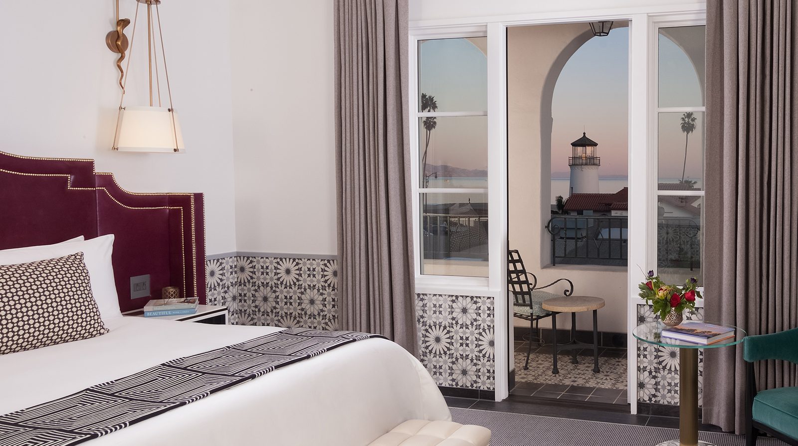 Hotel Californian interior