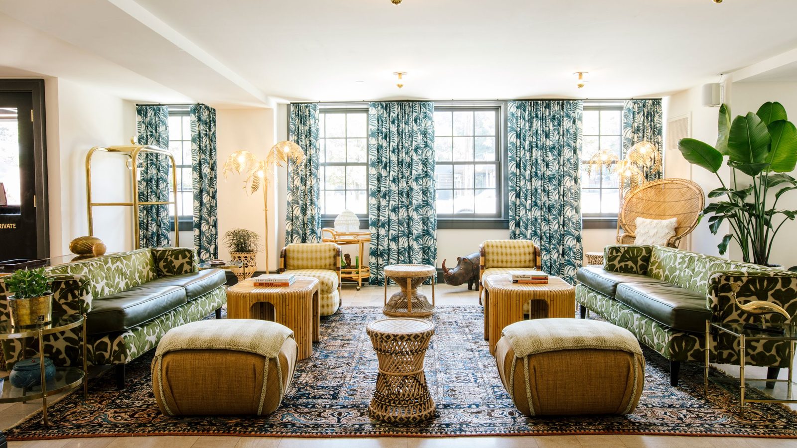 Hotel Clermont interior