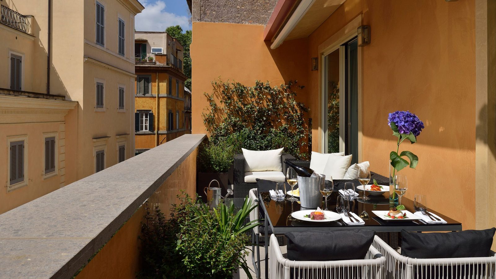 Hotel De' Ricci interior