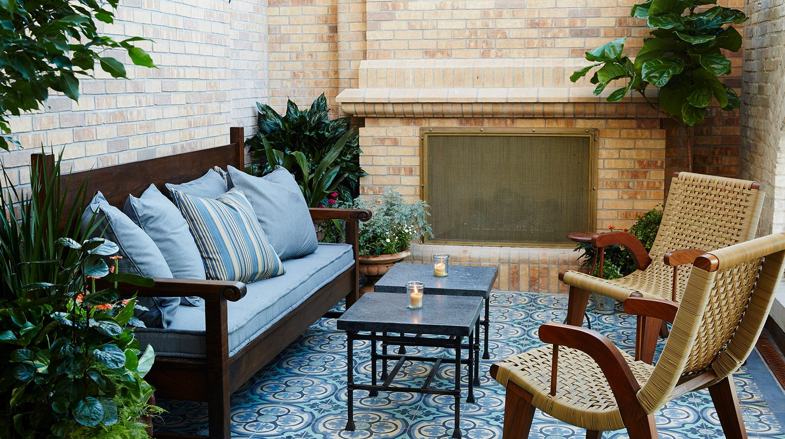 Hotel Emma interior