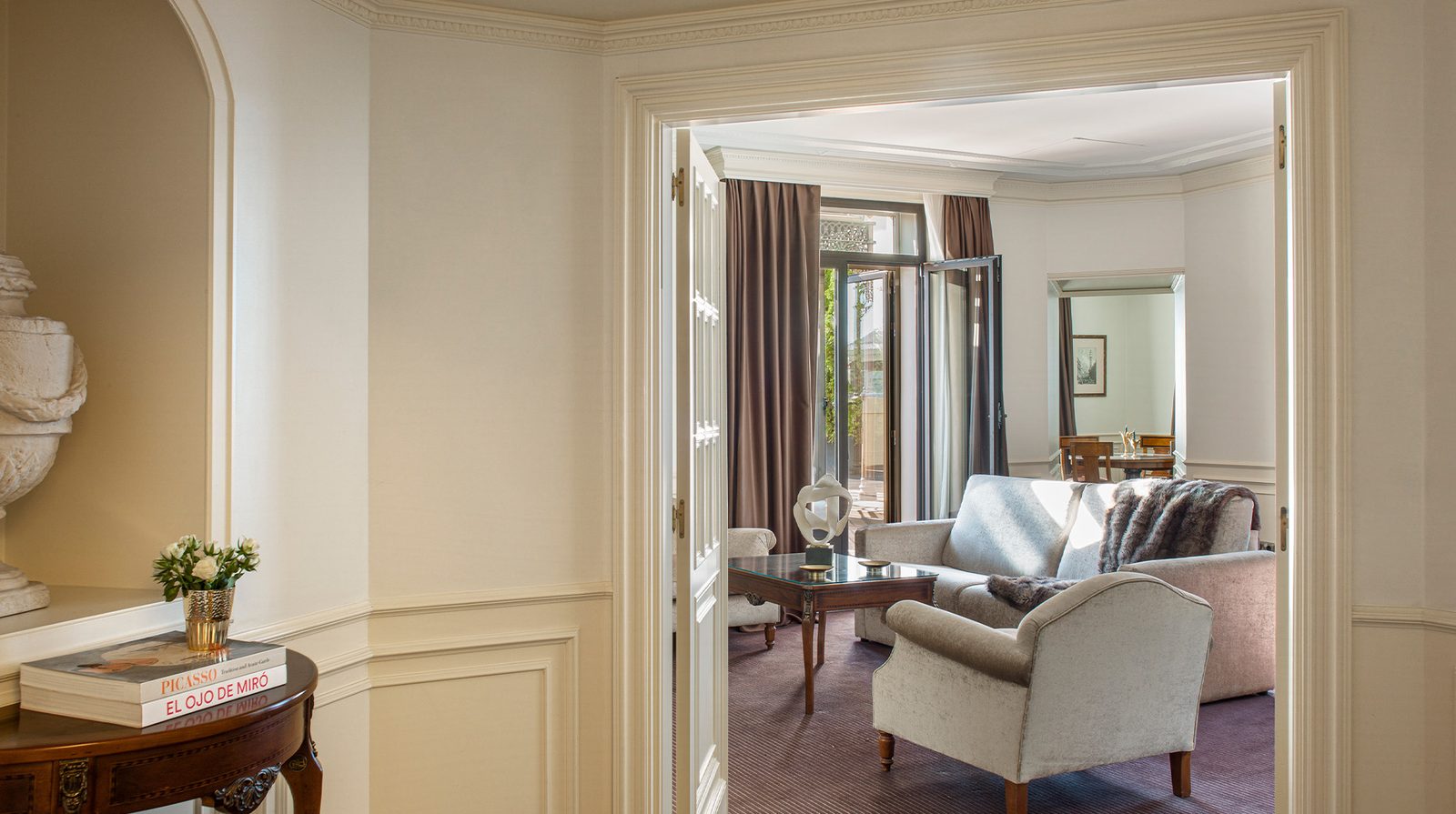 Hotel Fénix, a Gran Meliá Hotel interior