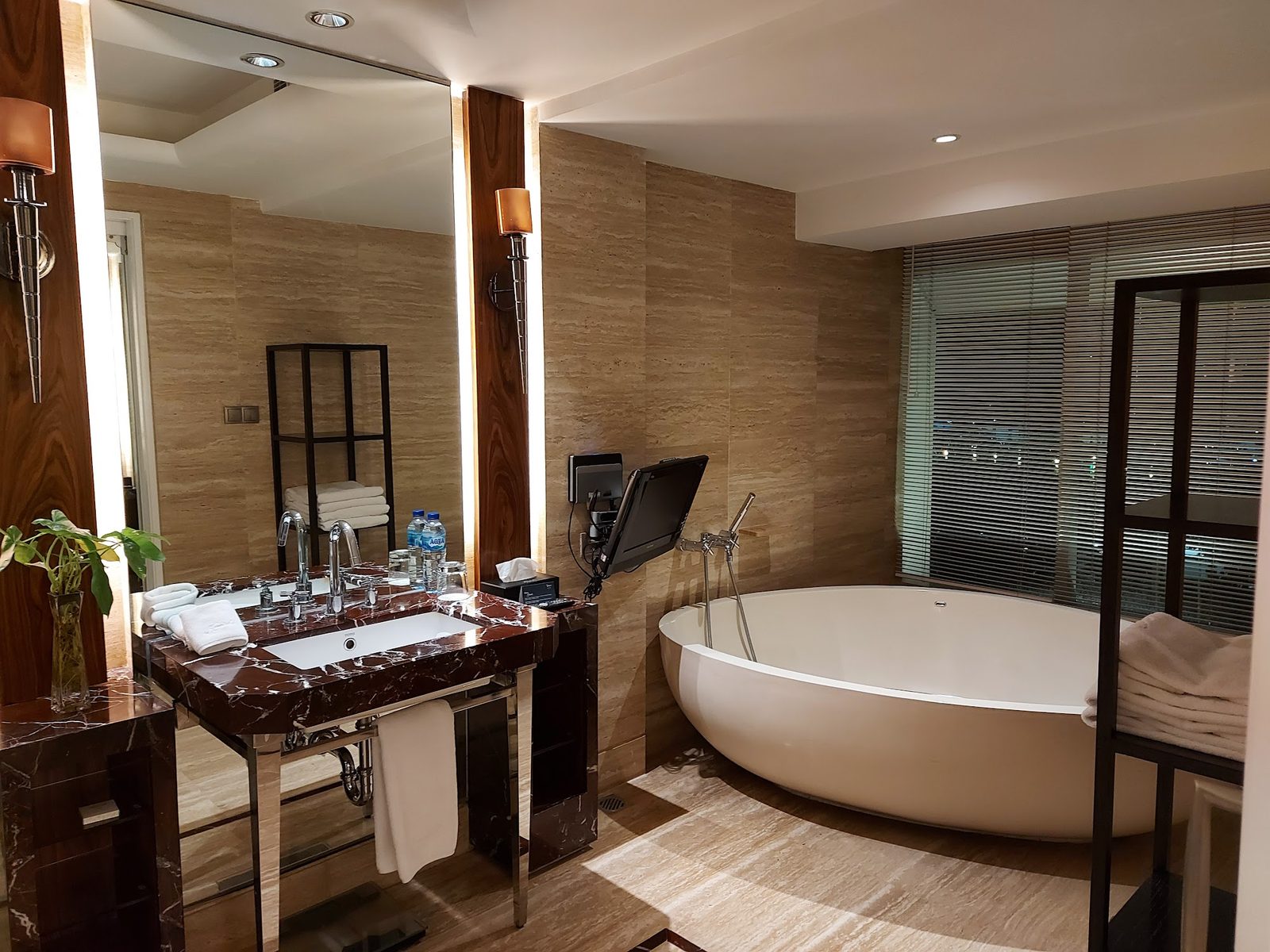 Hotel Indonesia Kempinski Jakarta interior
