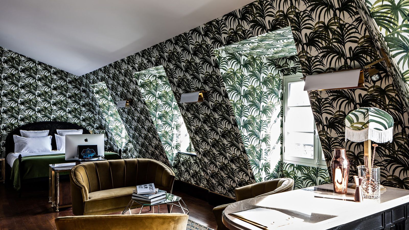 Hôtel Providence interior