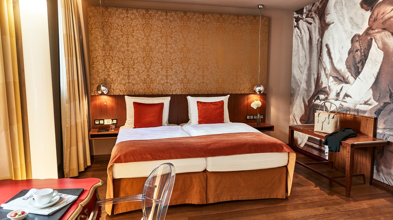 Hotel Vier Jahreszeiten Kempinski Munich interior