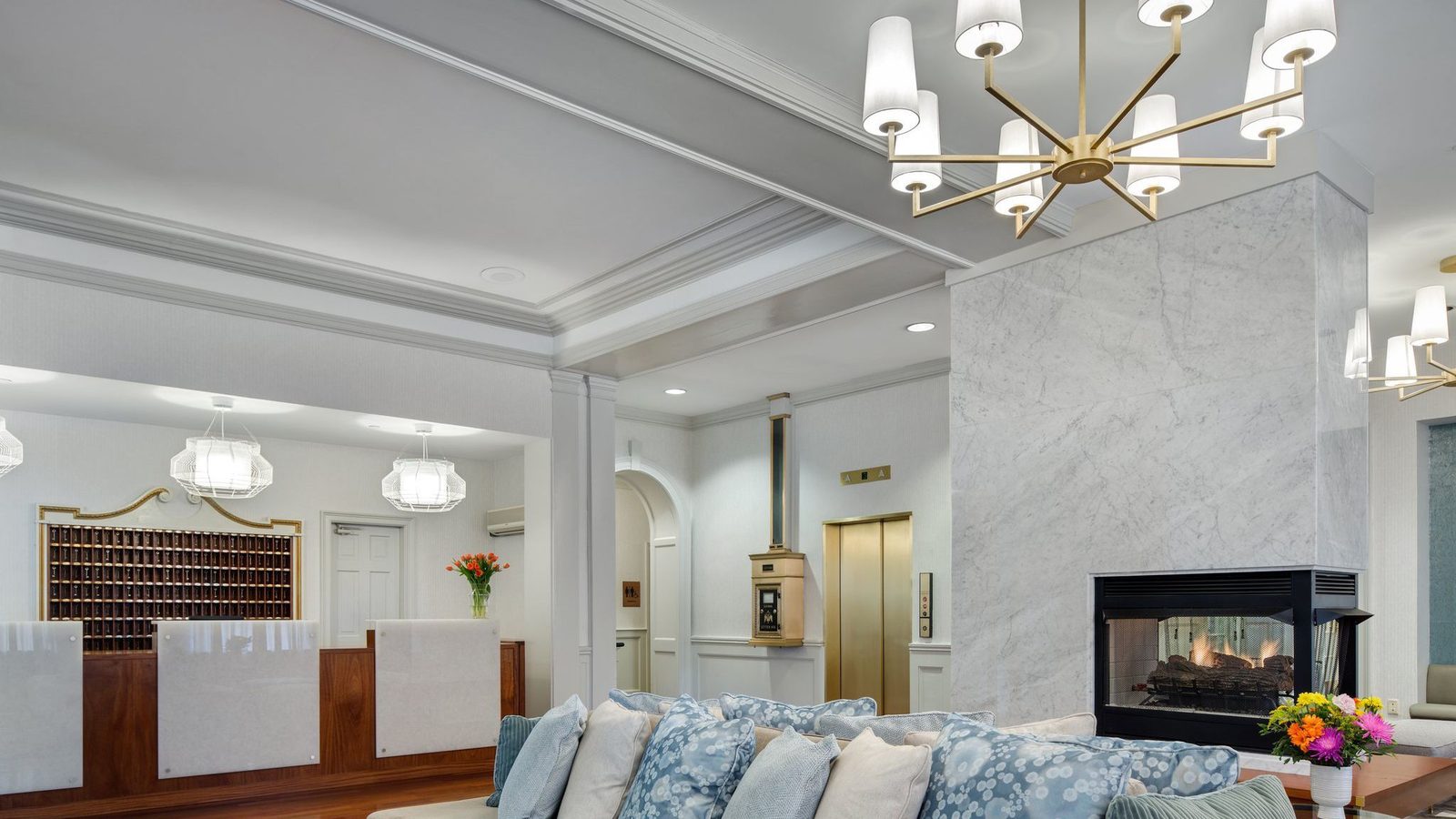 Hotel Viking interior