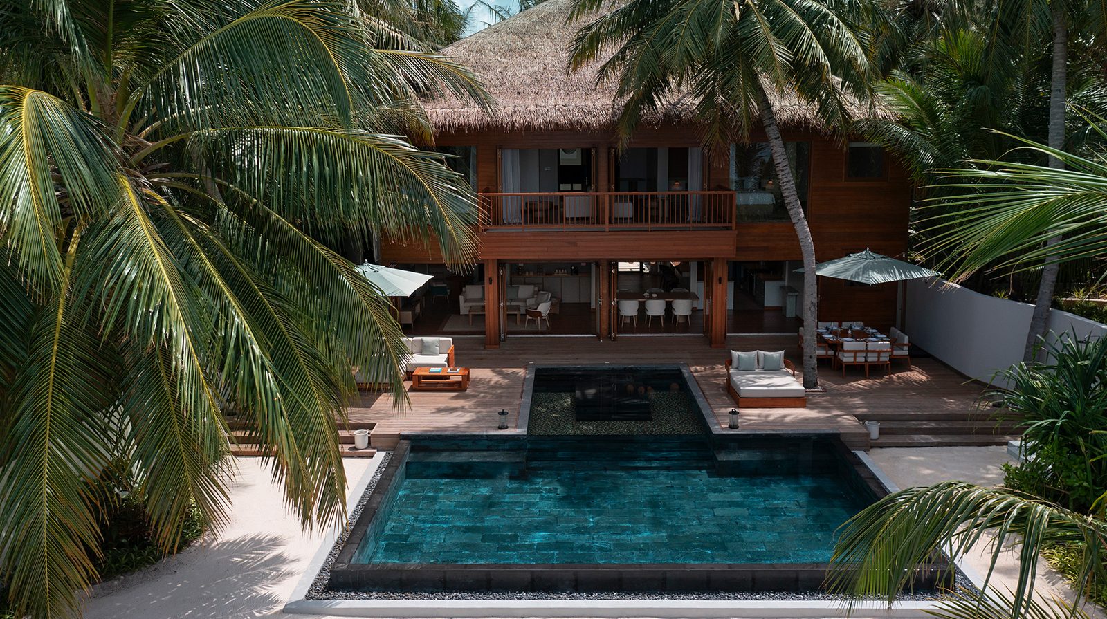 Huvafen Fushi Maldives interior
