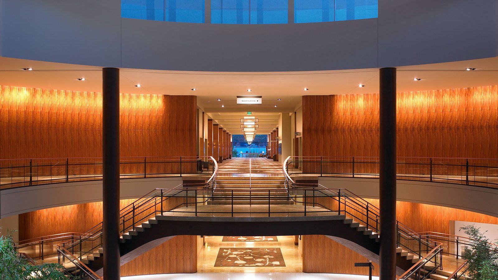 Hyatt Regency Bellevue on Seattle's Eastside interior
