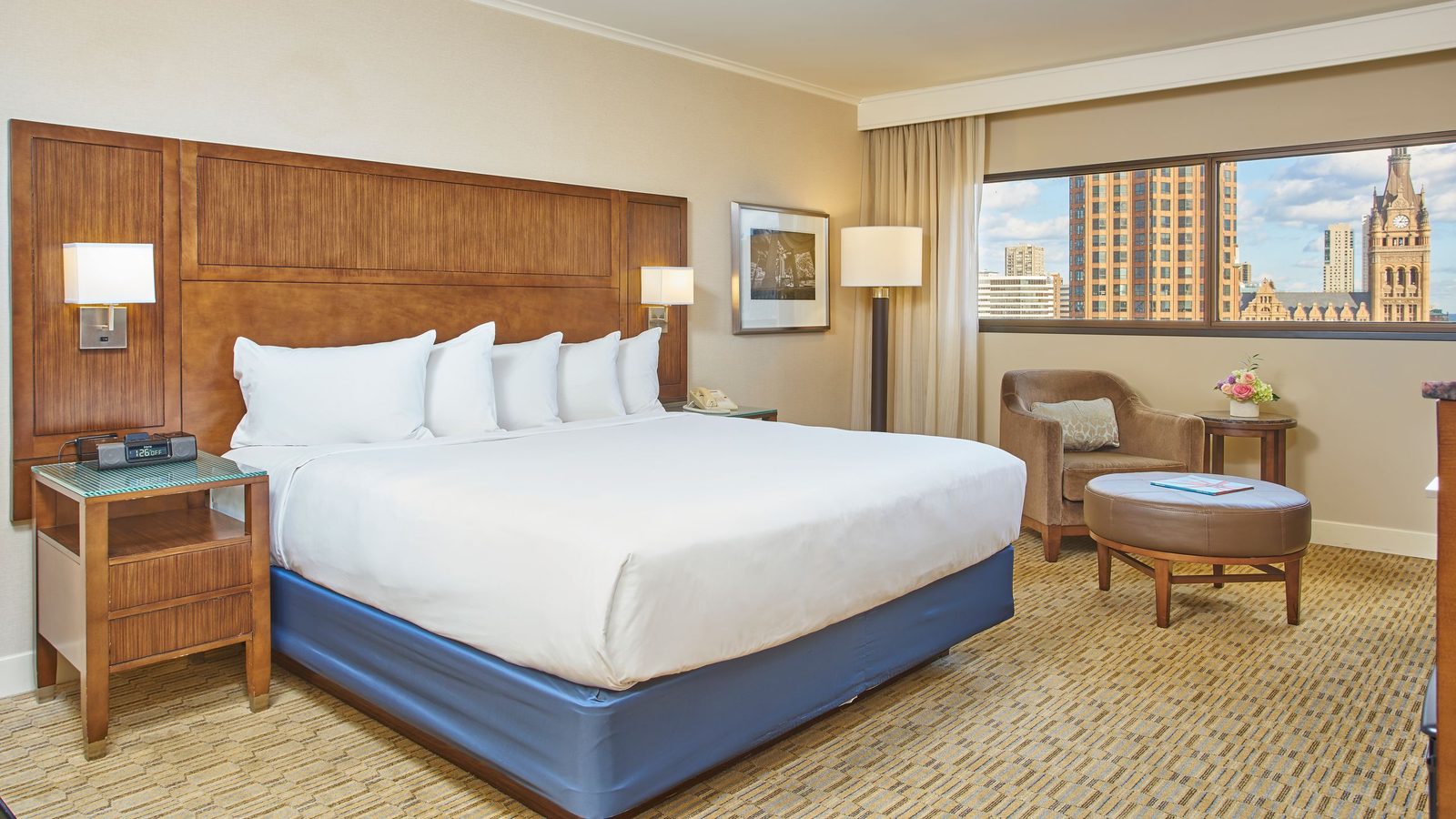 Hyatt Regency Milwaukee interior