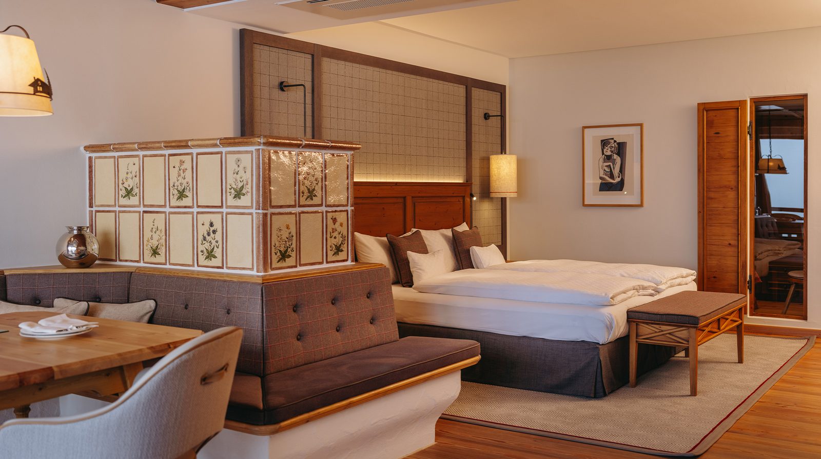Interalpen-Hotel Tyrol interior