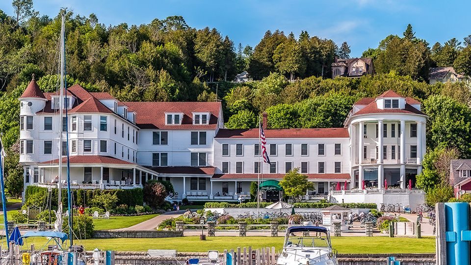 Island House Hotel