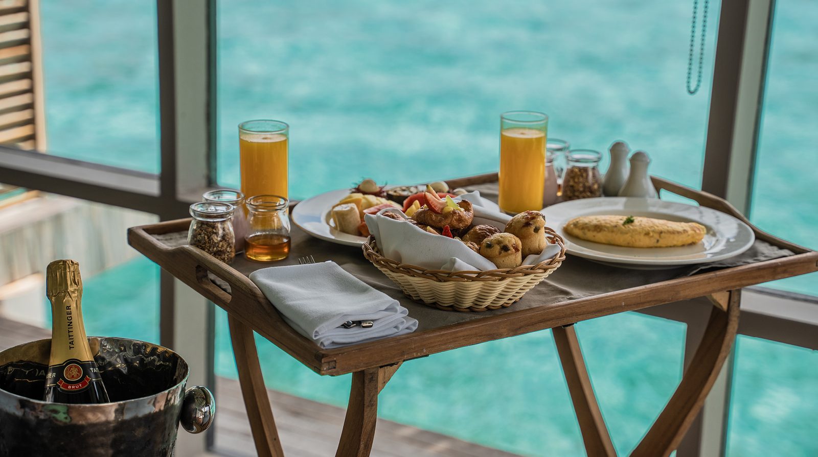 JA Manafaru interior