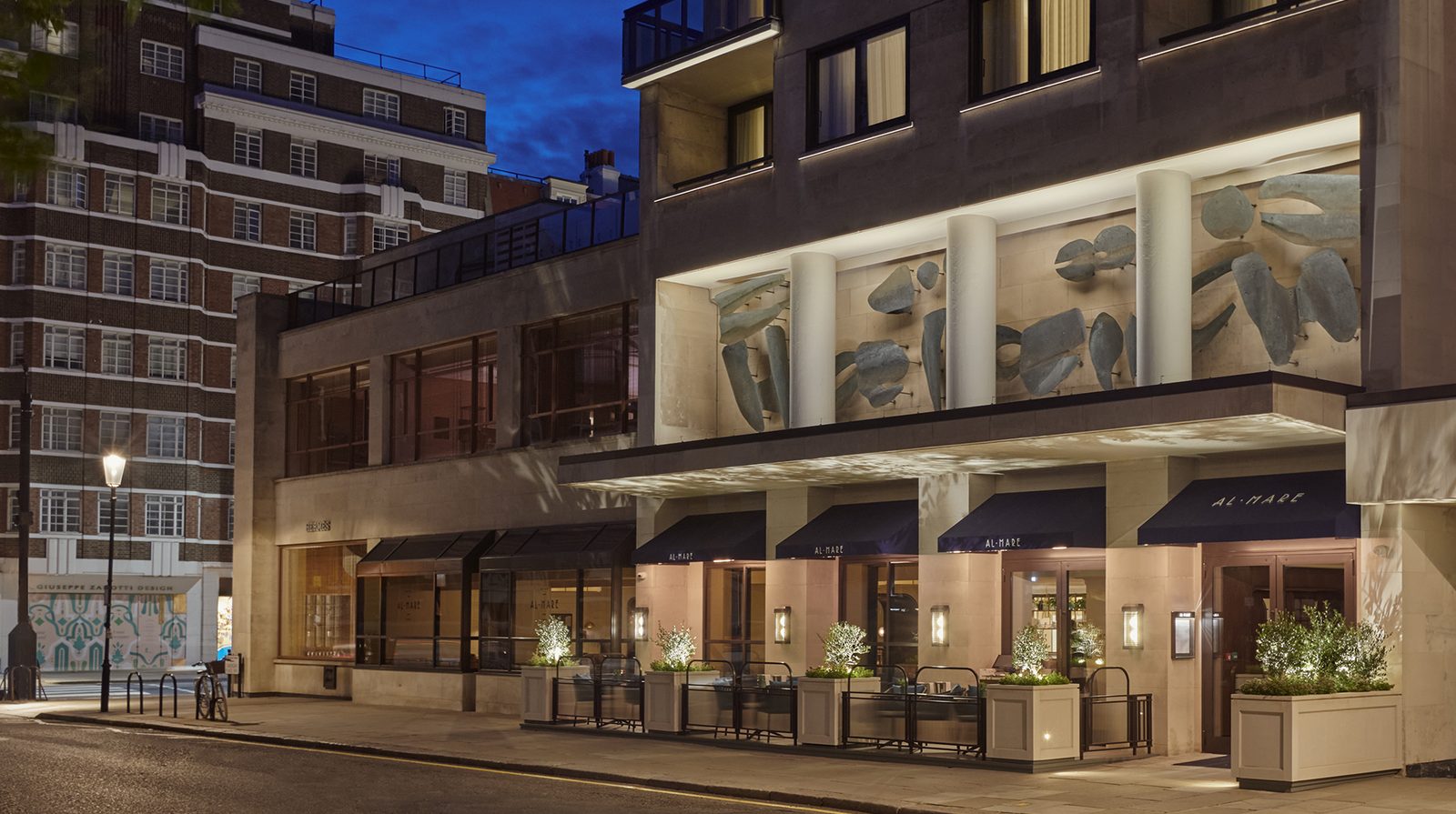 Jumeirah Carlton Tower