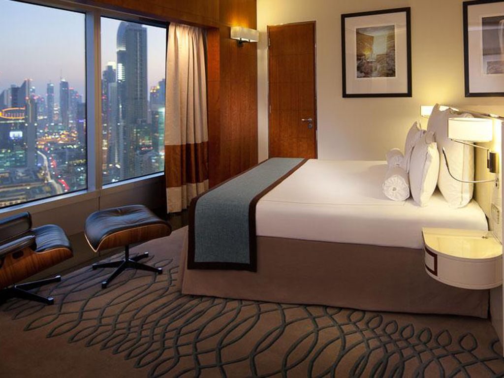 Jumeirah Emirates Towers interior