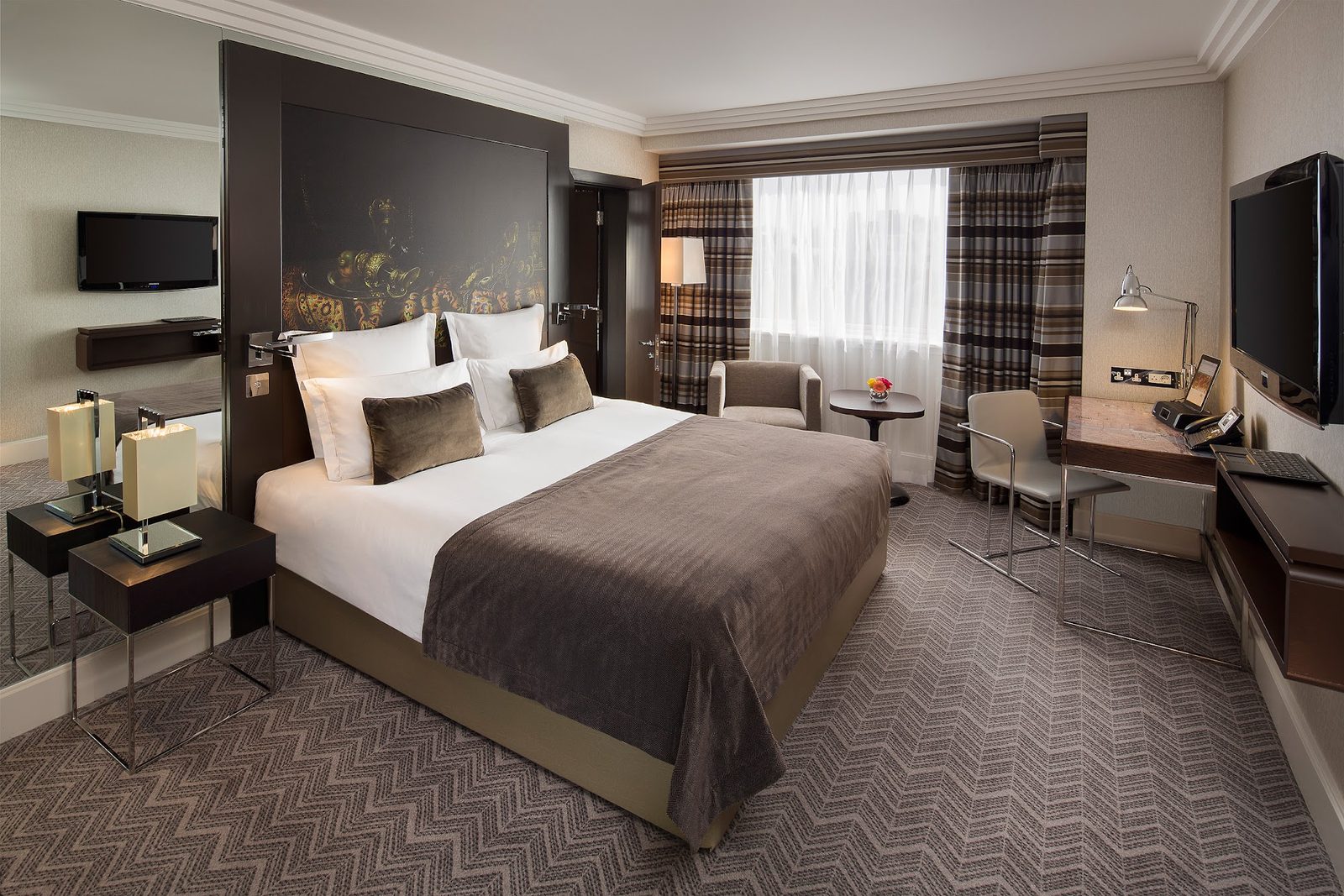 Jumeirah The Lowndes London interior
