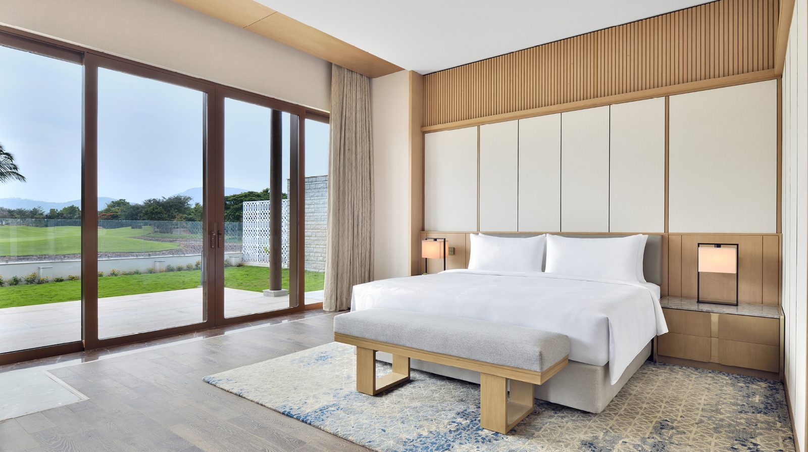 JW Marriott Bengaluru Prestige Golfshire Resort & Spa interior