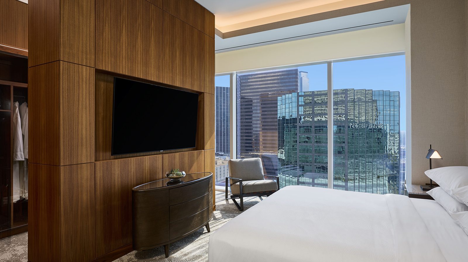 JW Marriott Dallas Arts District interior