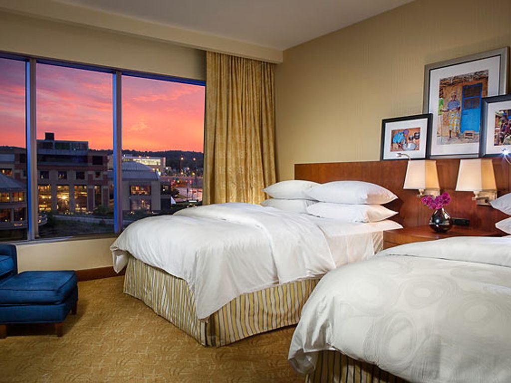 JW Marriott Hotel Grand Rapids interior