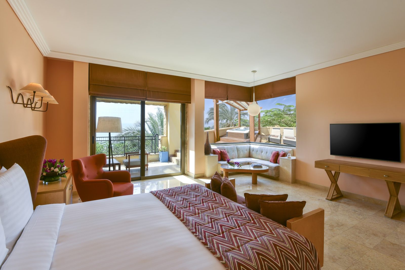 Kempinski Hotel Ishtar Dead Sea interior