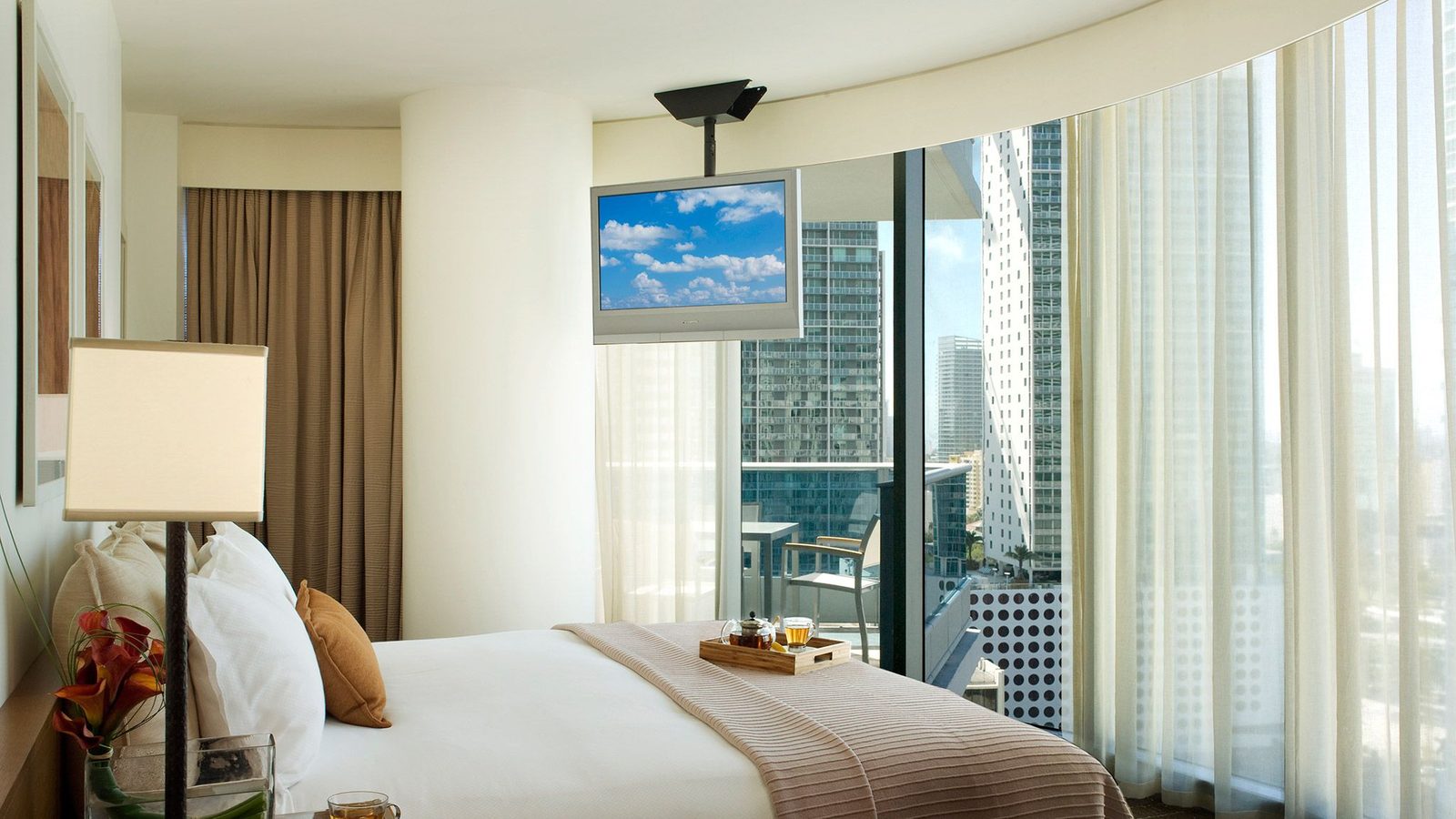 Kimpton EPIC Hotel interior