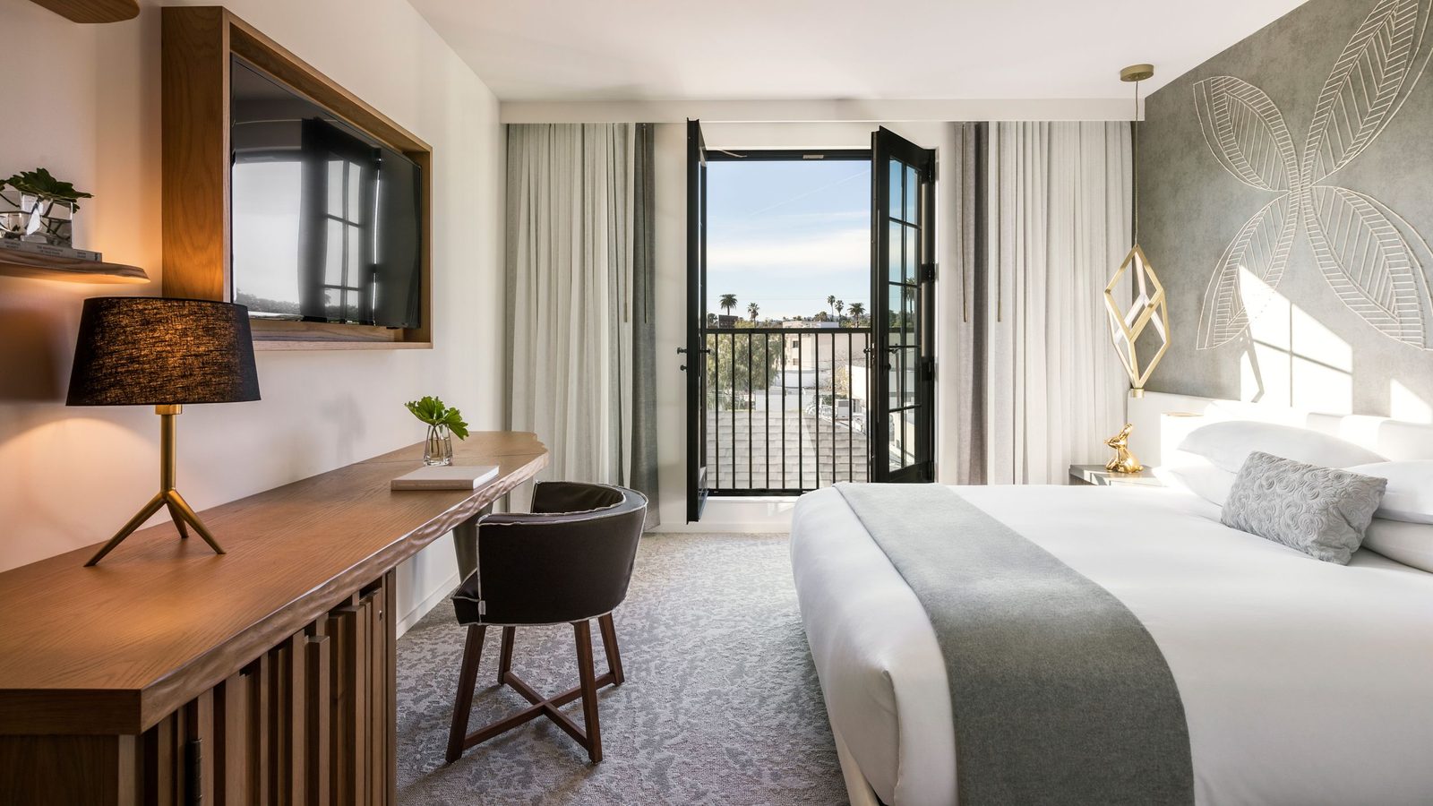 Kimpton La Peer Hotel interior