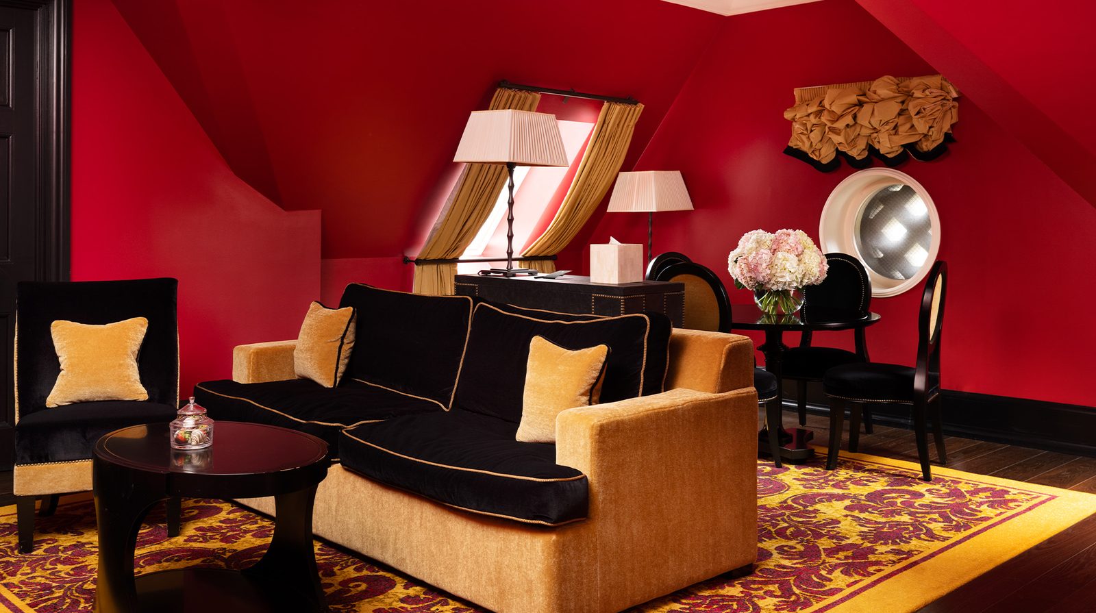 L'oscar London interior
