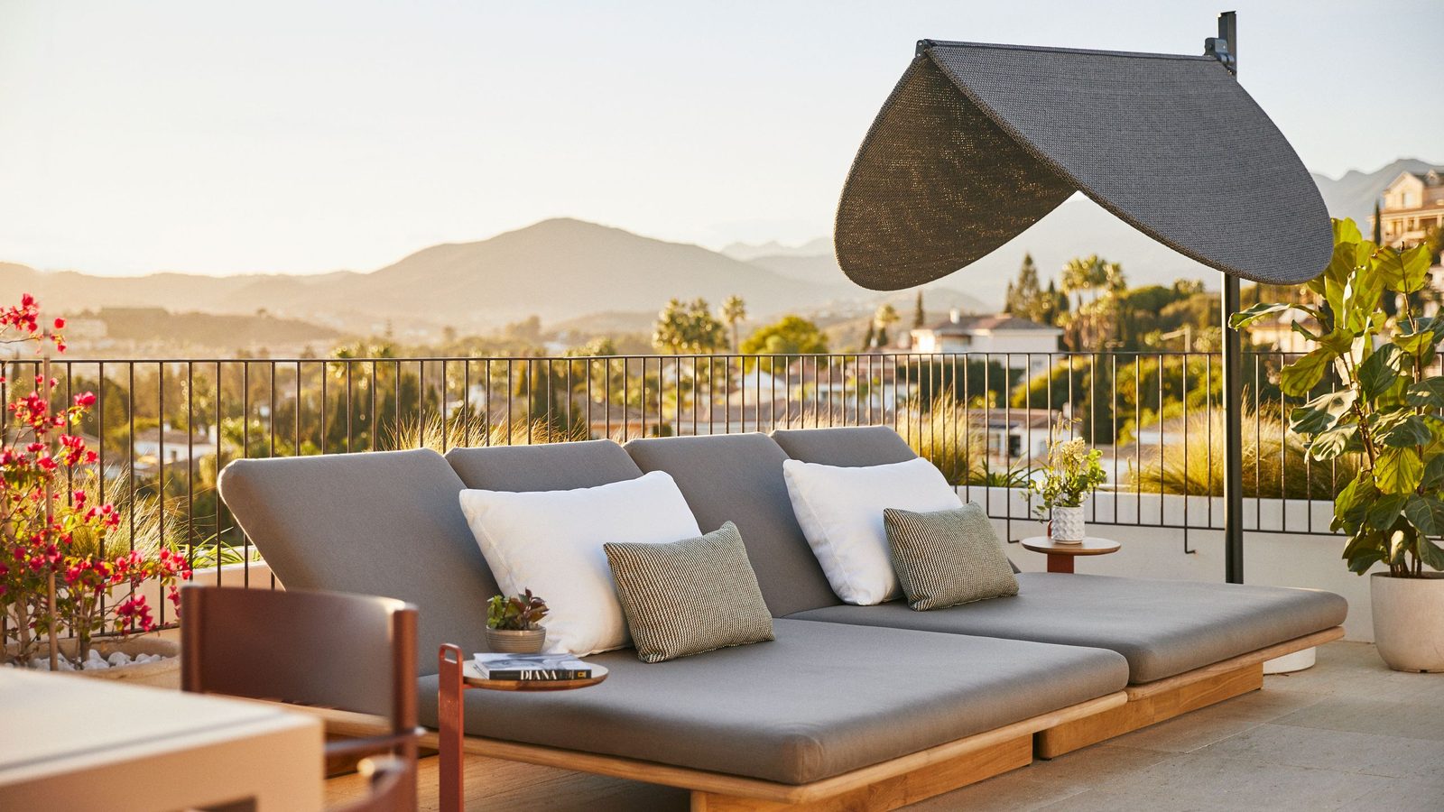 La Zambra Hotel - The Unbound Collection by Hyatt interior