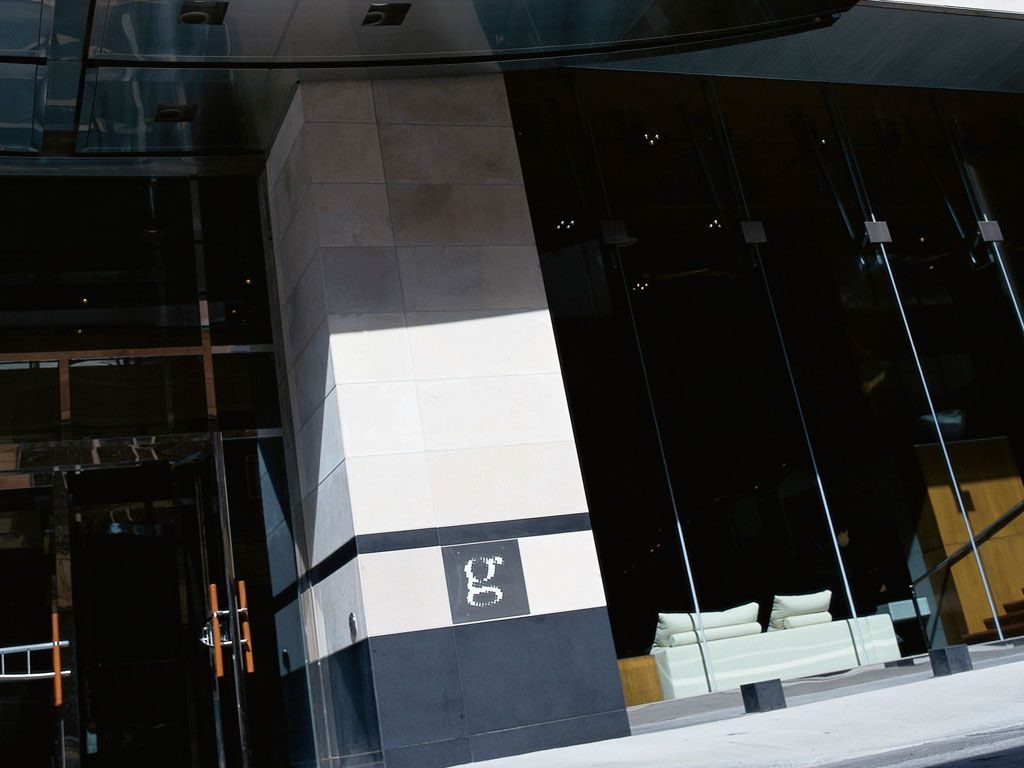 Le Germain Hotel Toronto Maple Leaf Square interior