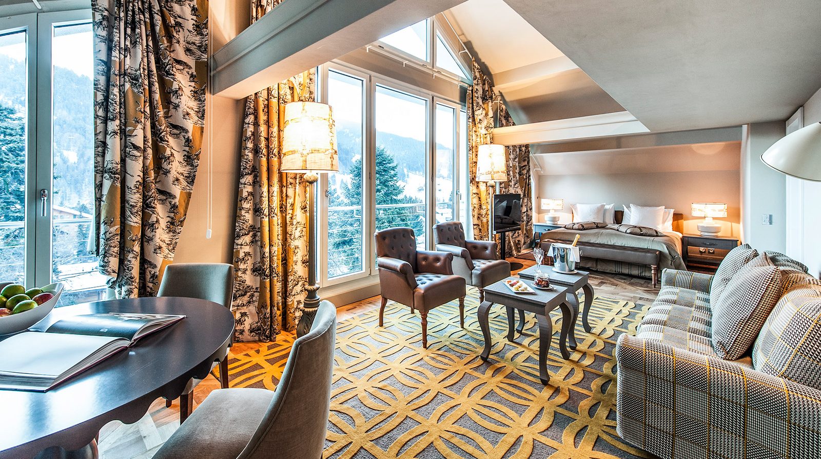 Le Grand Bellevue interior