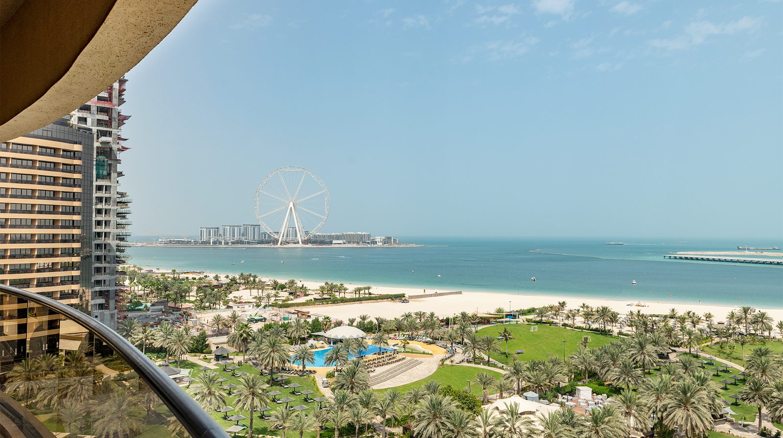 Le Royal Meridien Beach Resort & Spa interior