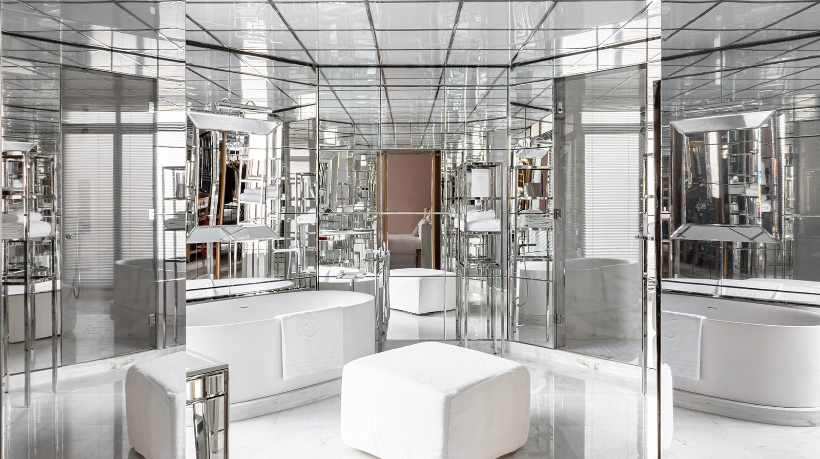Le Royal Monceau — Raffles Paris interior