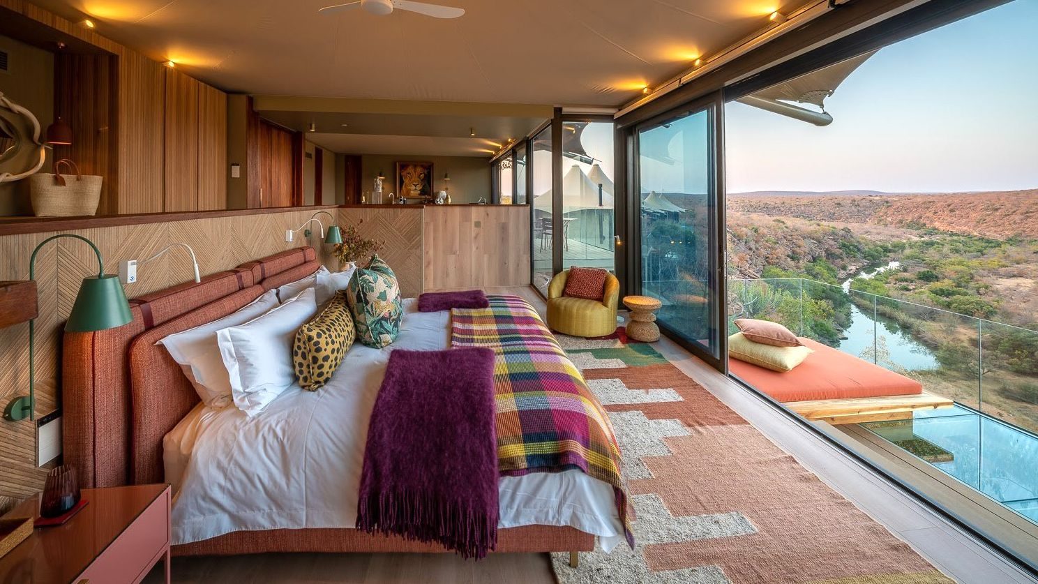 Lepogo Lodges, Noka Camp