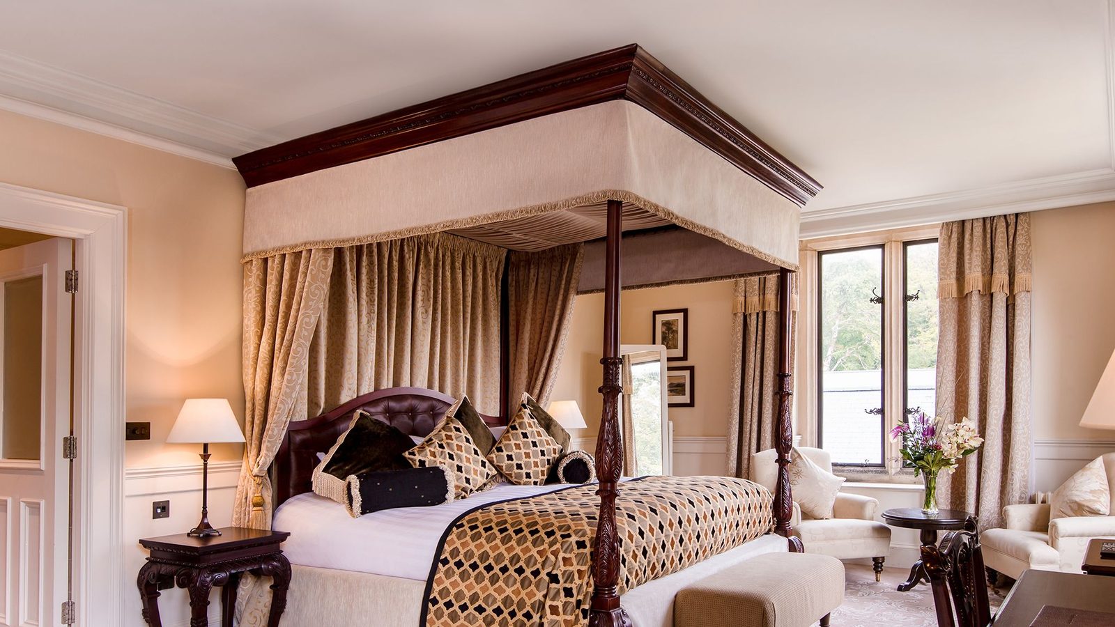 Lough Eske Castle interior