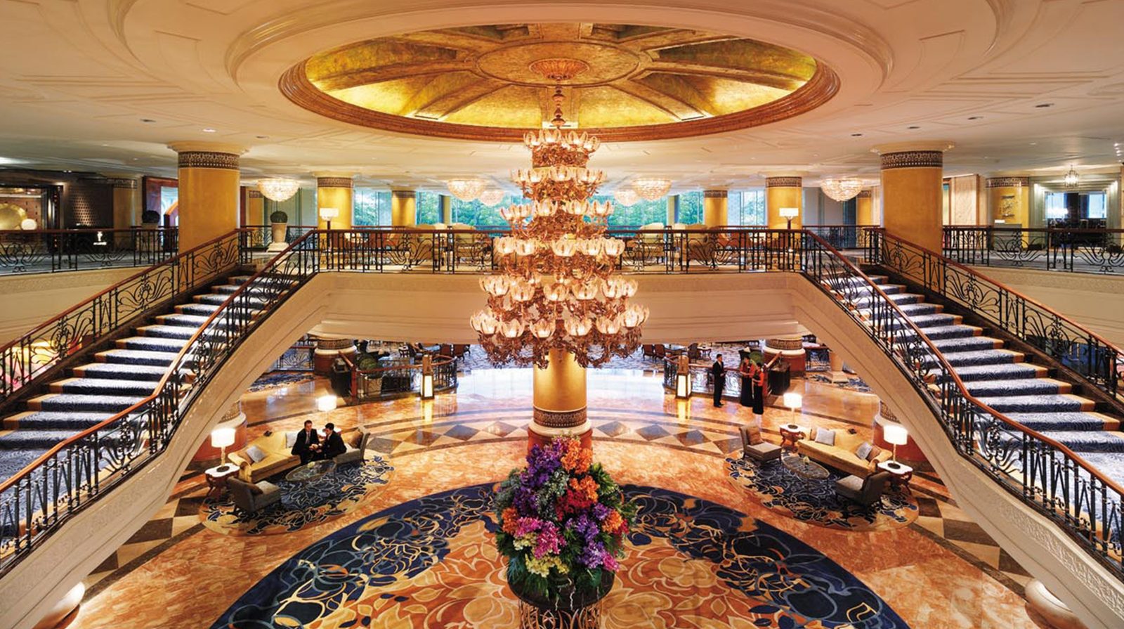 Makati Shangri-La, Manila interior