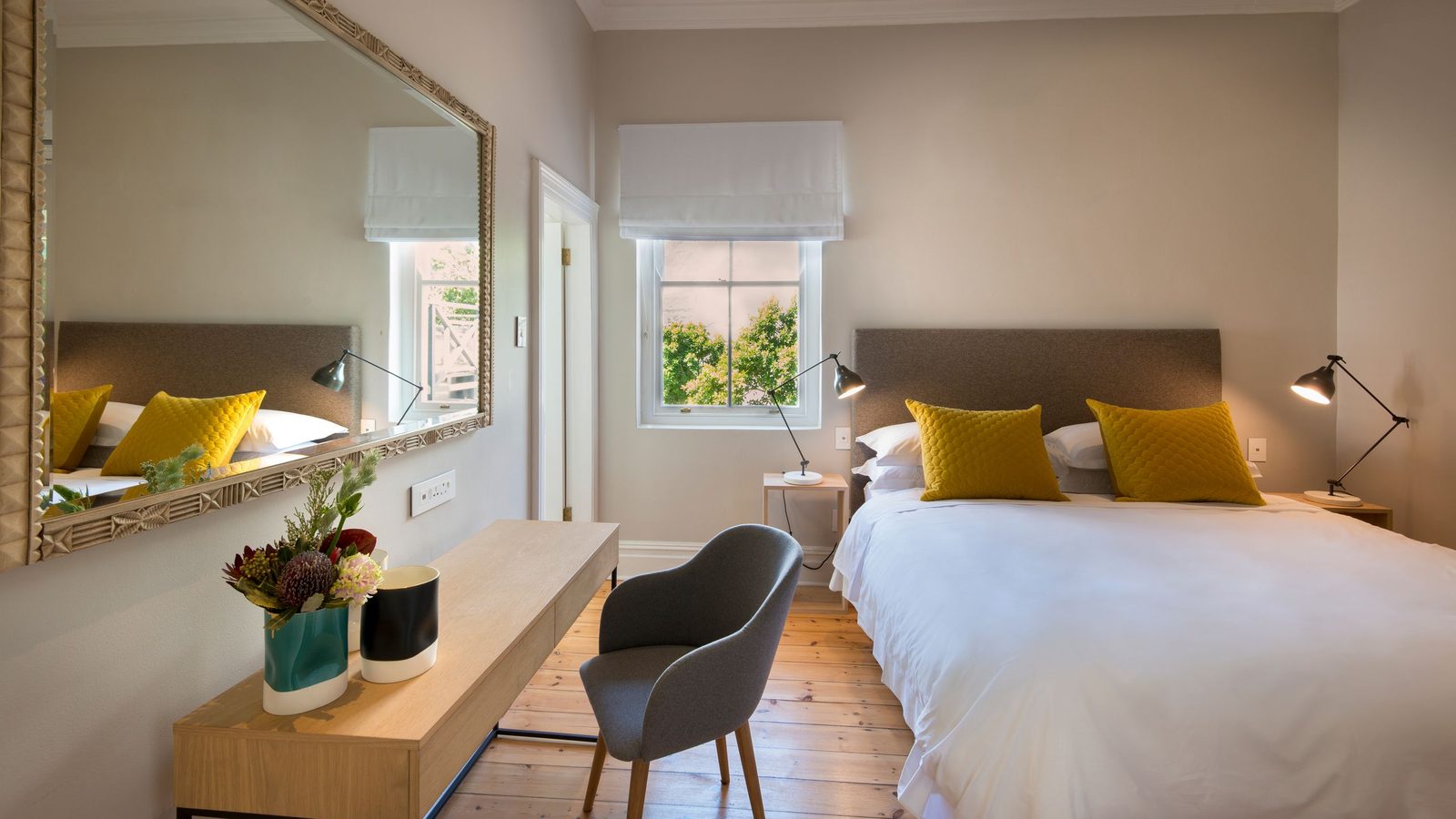 More Quarters Hotel interior