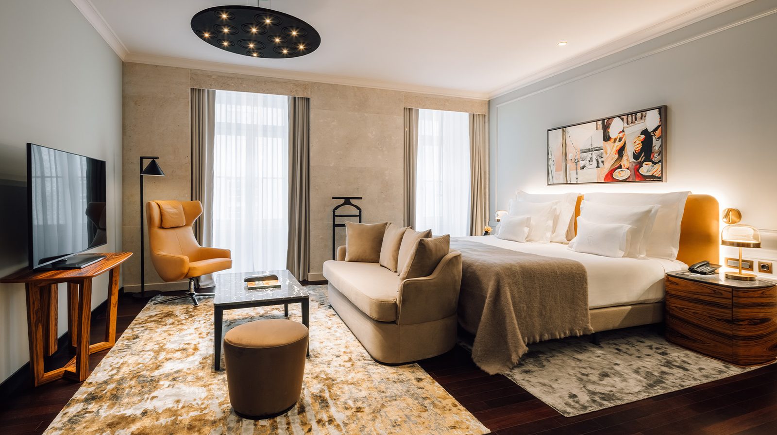 MYTHIC SANA – Downtown Suites interior