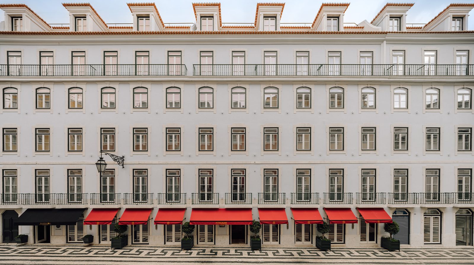 MYTHIC SANA – Downtown Suites
