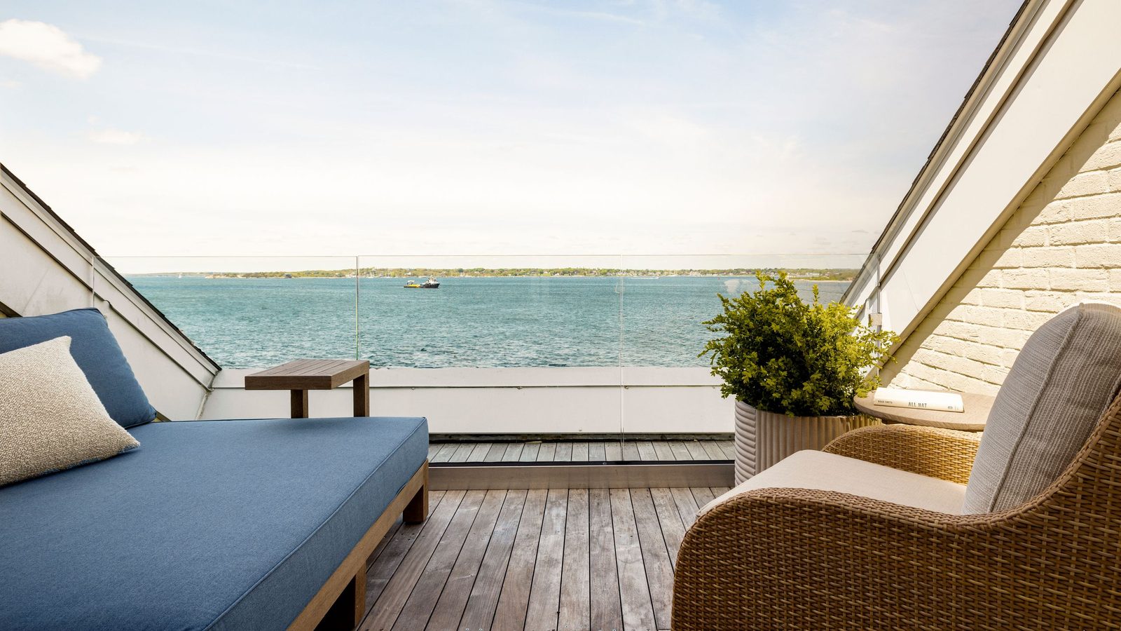 Newport Harbor Island Resort interior